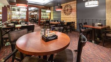 Breakfast and lunch served, Modern European cuisine