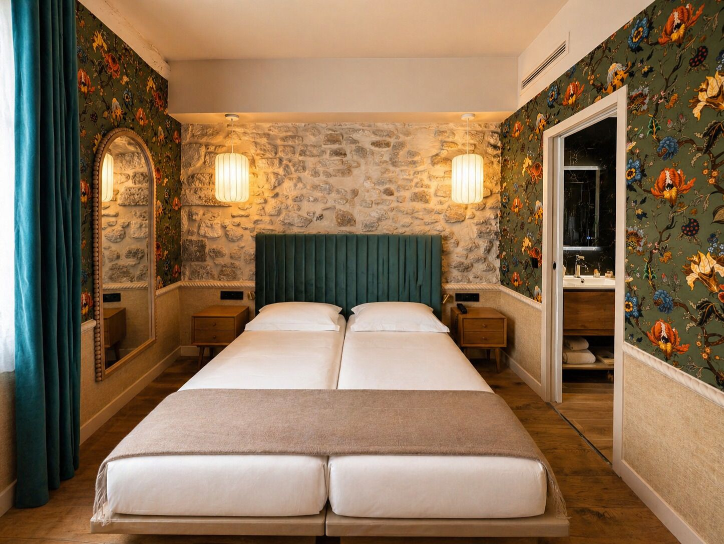 Photo - Hôtel de Notre-Dame