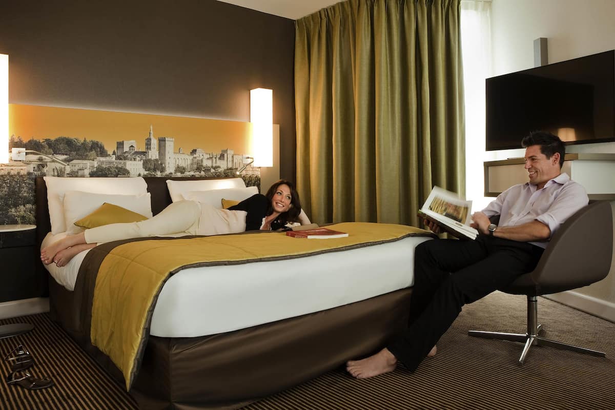 Classic Room, 1 Double Bed | In-room safe, individually furnished, desk, blackout curtains