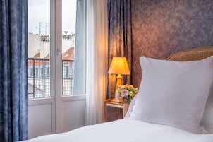 Chambre classique, balcon | Literie de qualité, minibar, coffre-fort, bureau