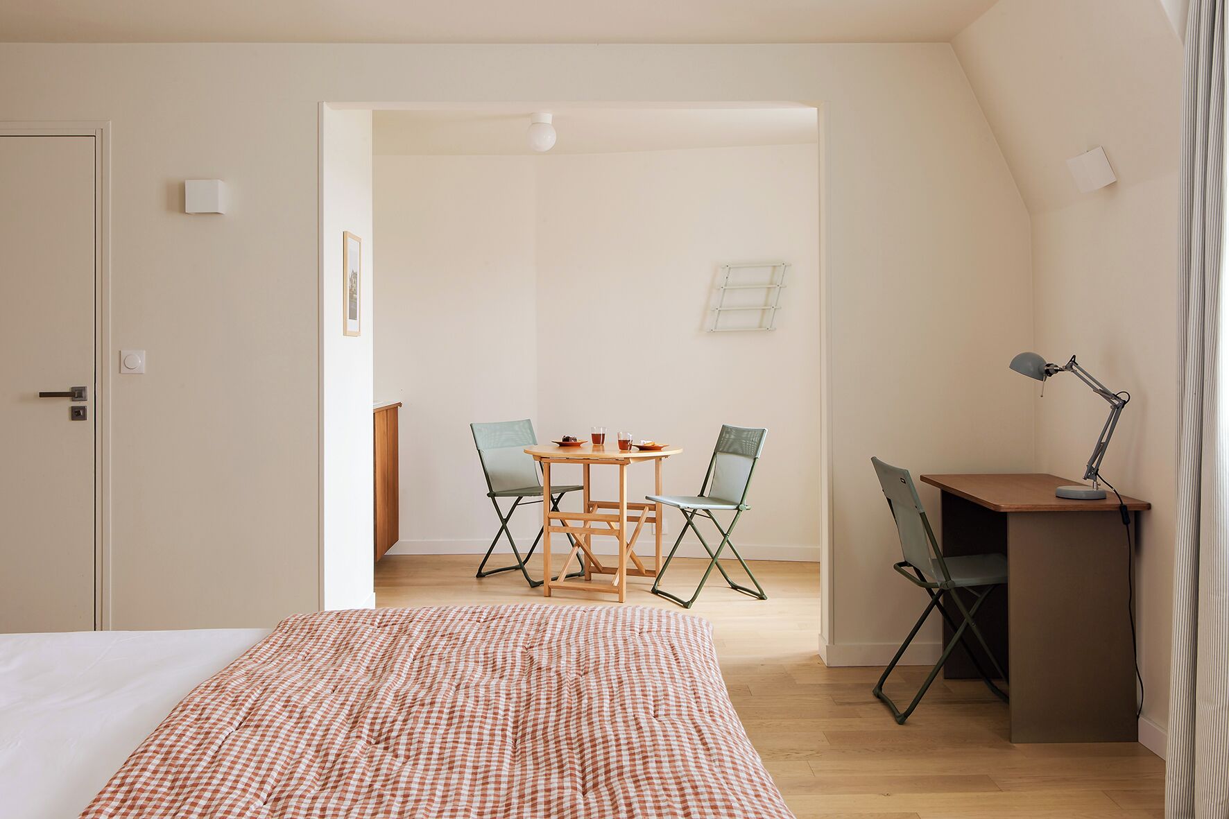 Studio | Premium bedding, pillow-top beds, minibar, individually furnished