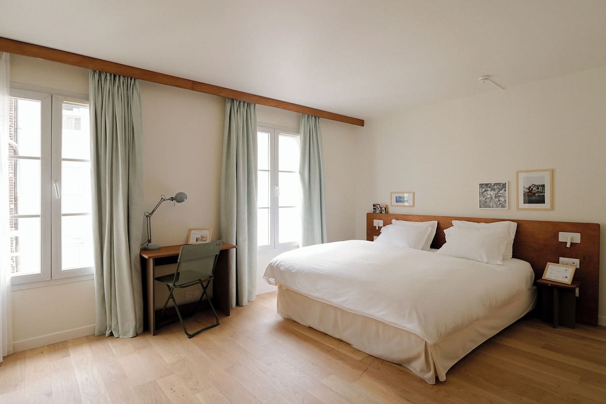 Superior Room | Premium bedding, minibar, individually furnished, desk
