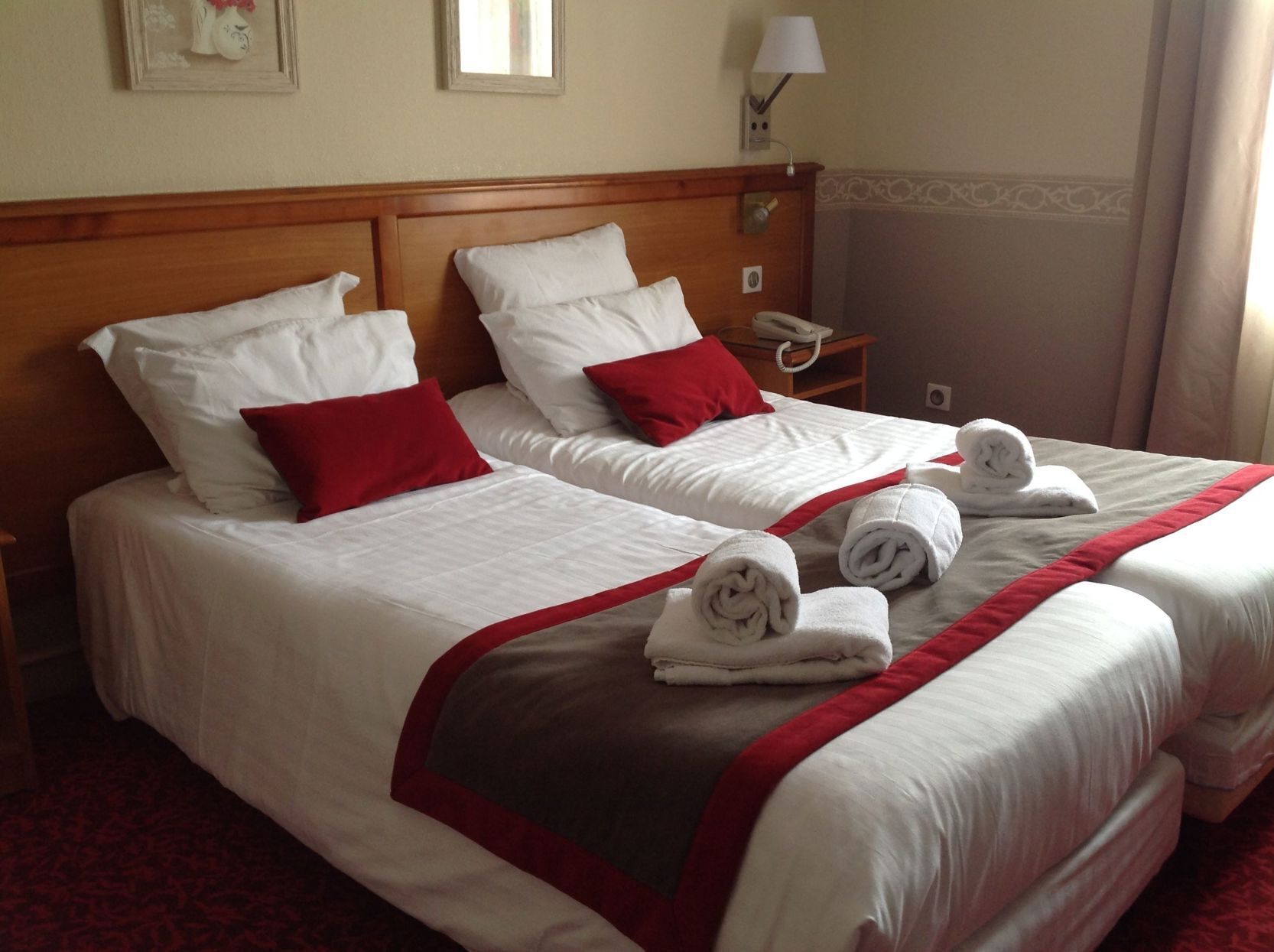 Premium bedding, in-room safe, individually decorated, desk