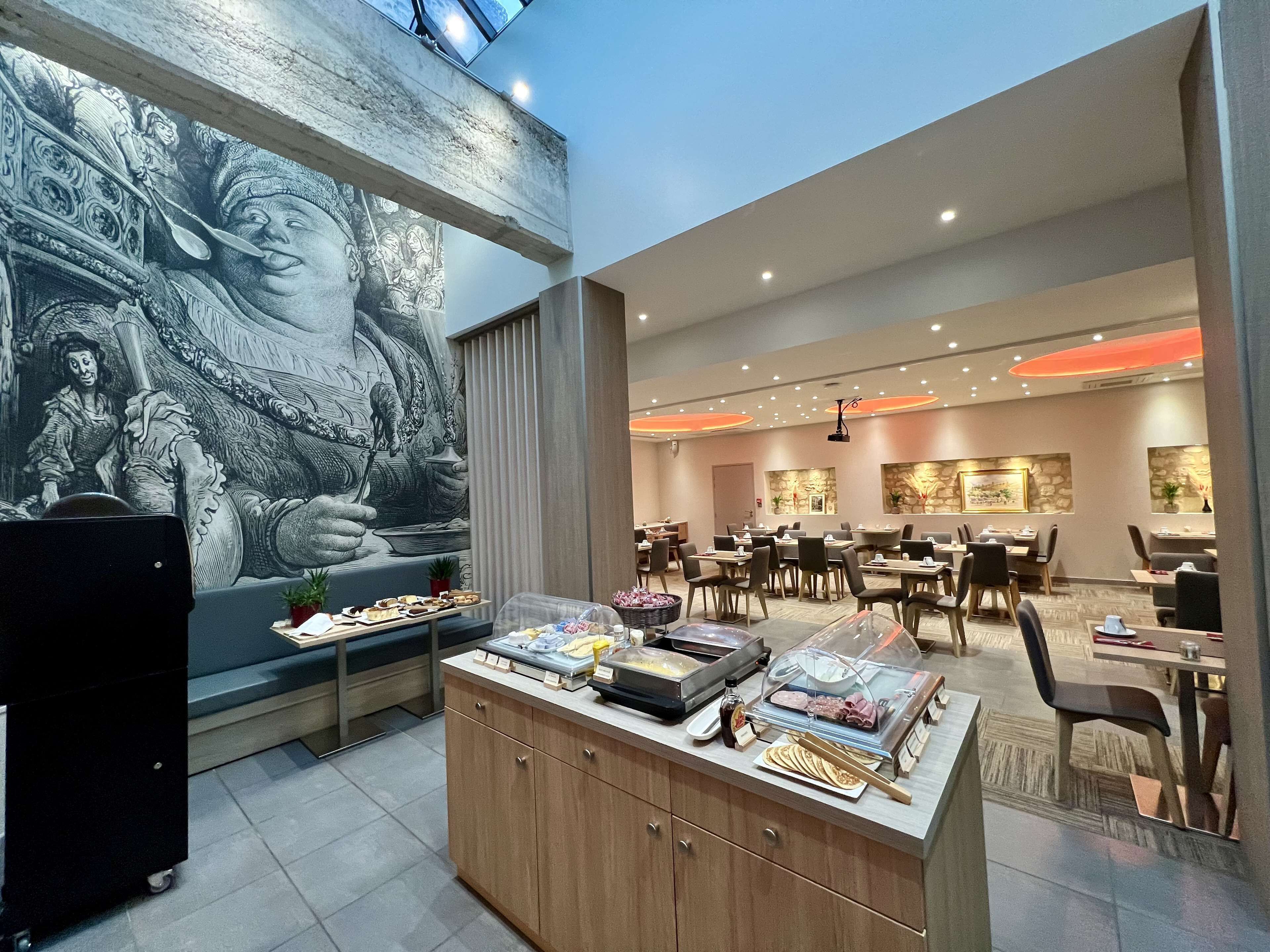 Desayuno buffet (EUR 15 por persona) 