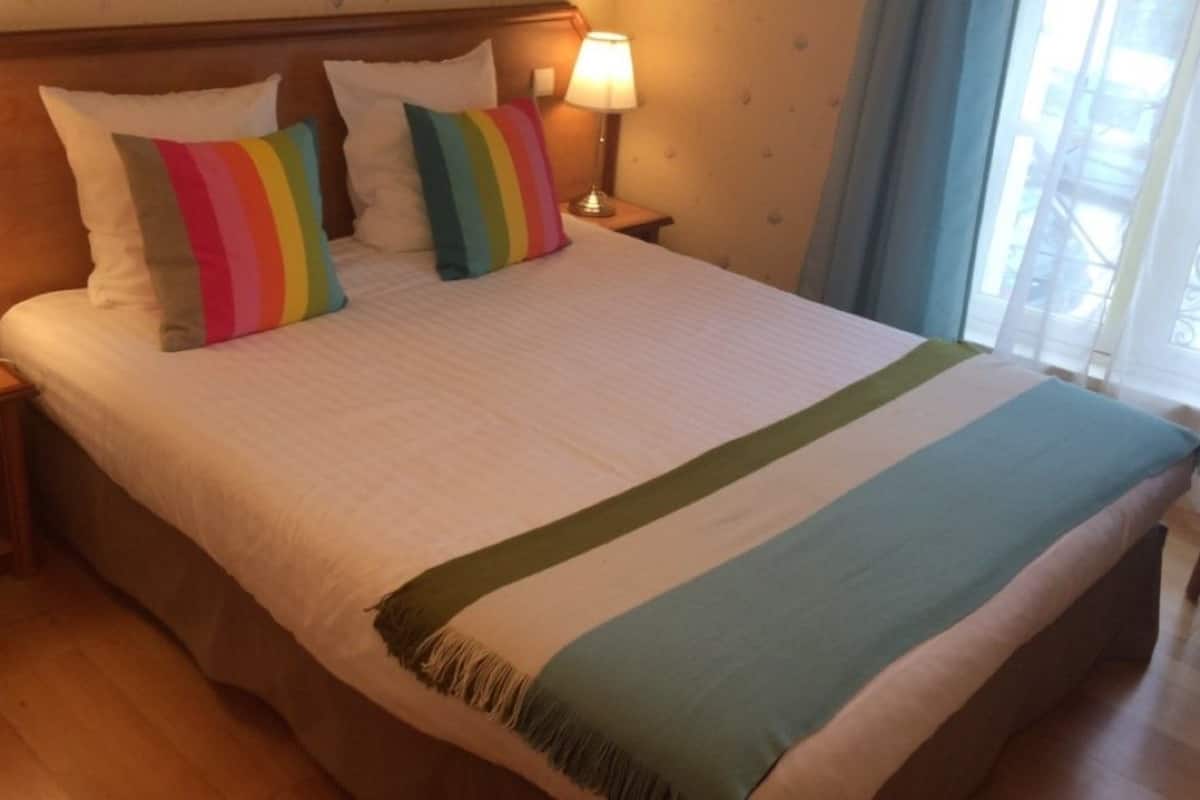 Standard Apartment, 1 King Bed, Kitchenette, City View (with Sofabed)