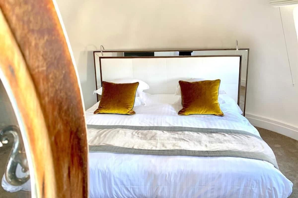 Premium bedding, Select Comfort beds, minibar, in-room safe