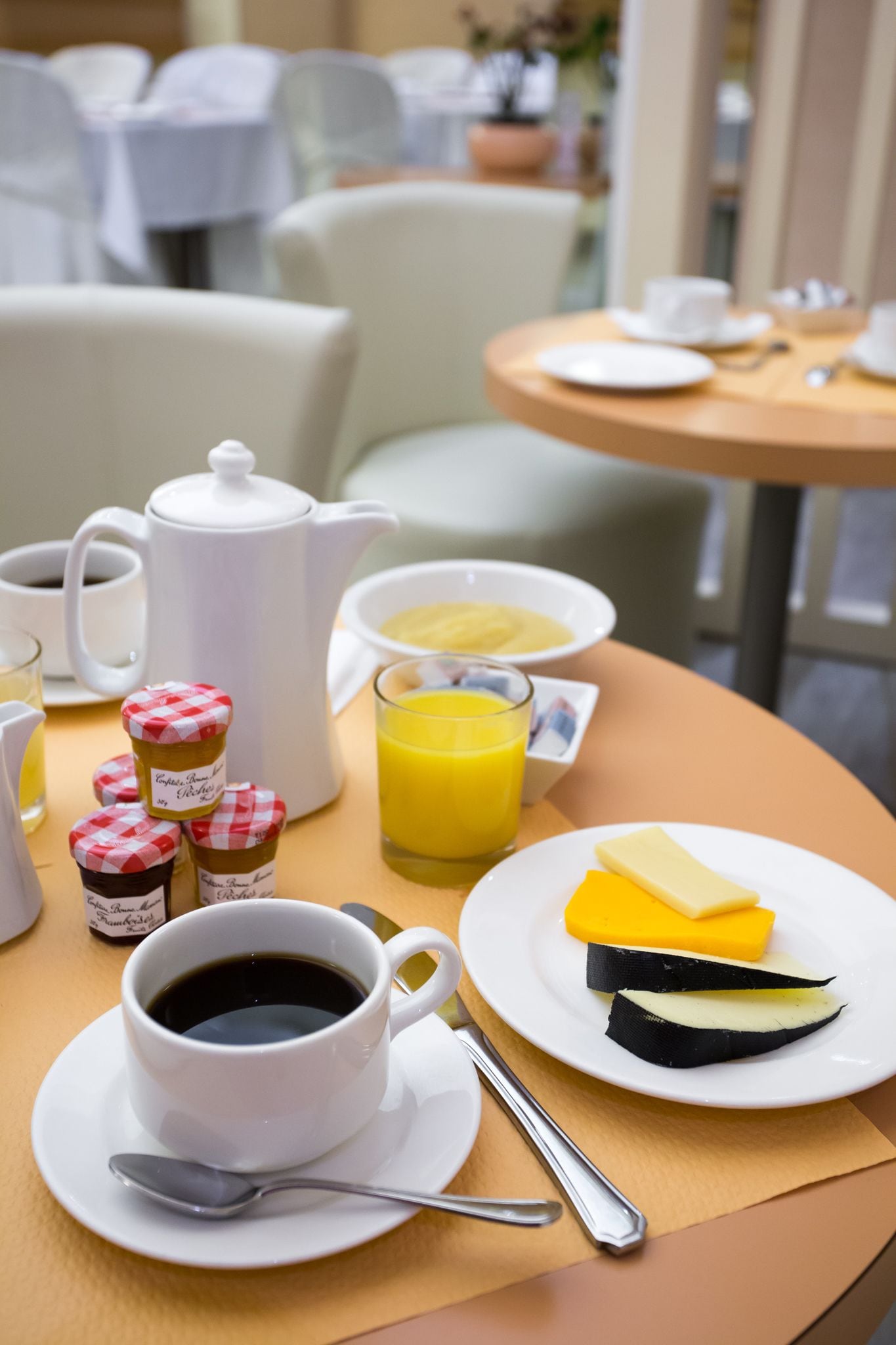 daily buffet breakfast (eur 13 per person)
