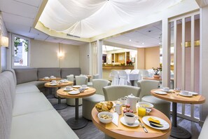 Daily buffet breakfast (EUR 13 per person)