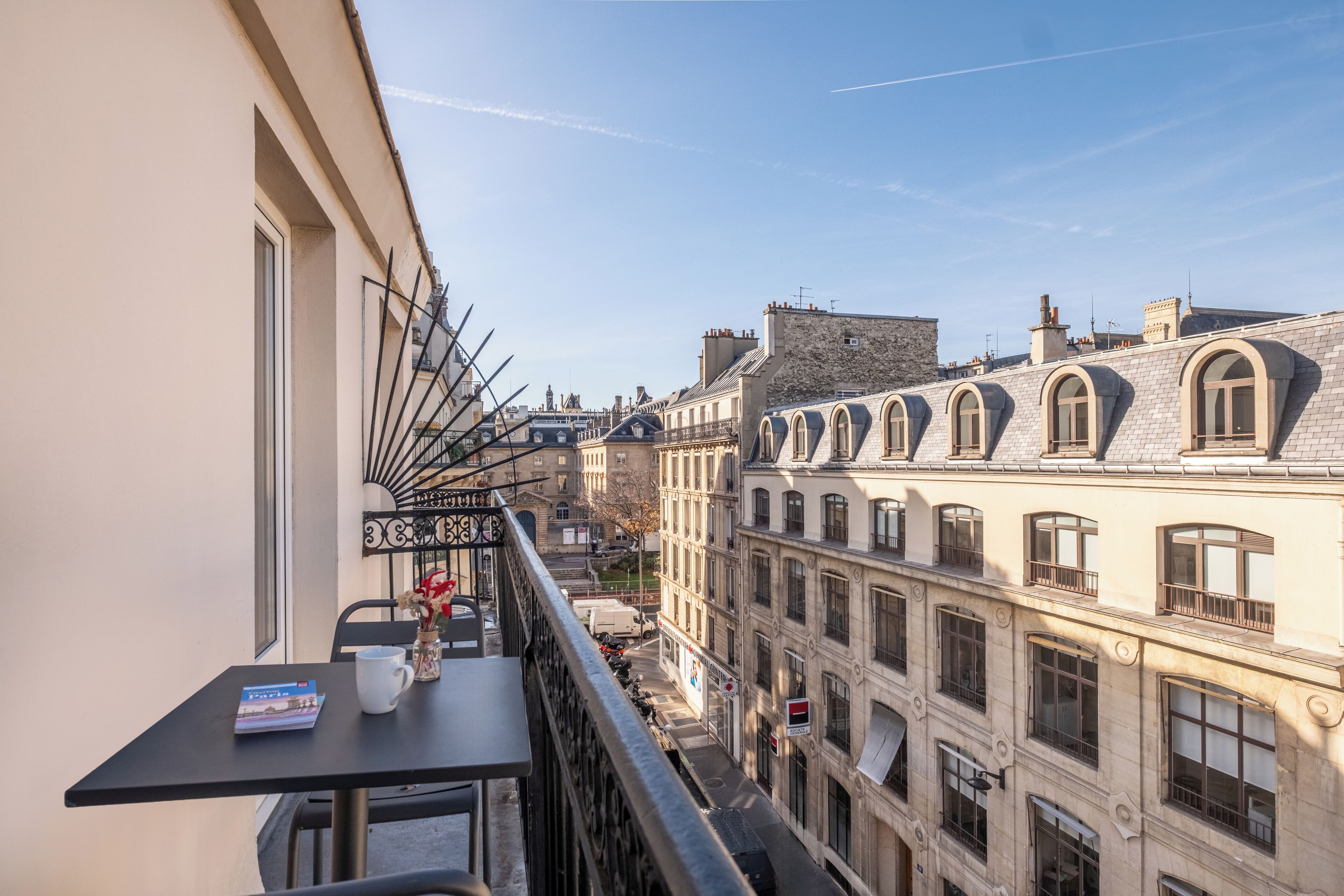 Chambre double supérieure avec balcon | Balcony view