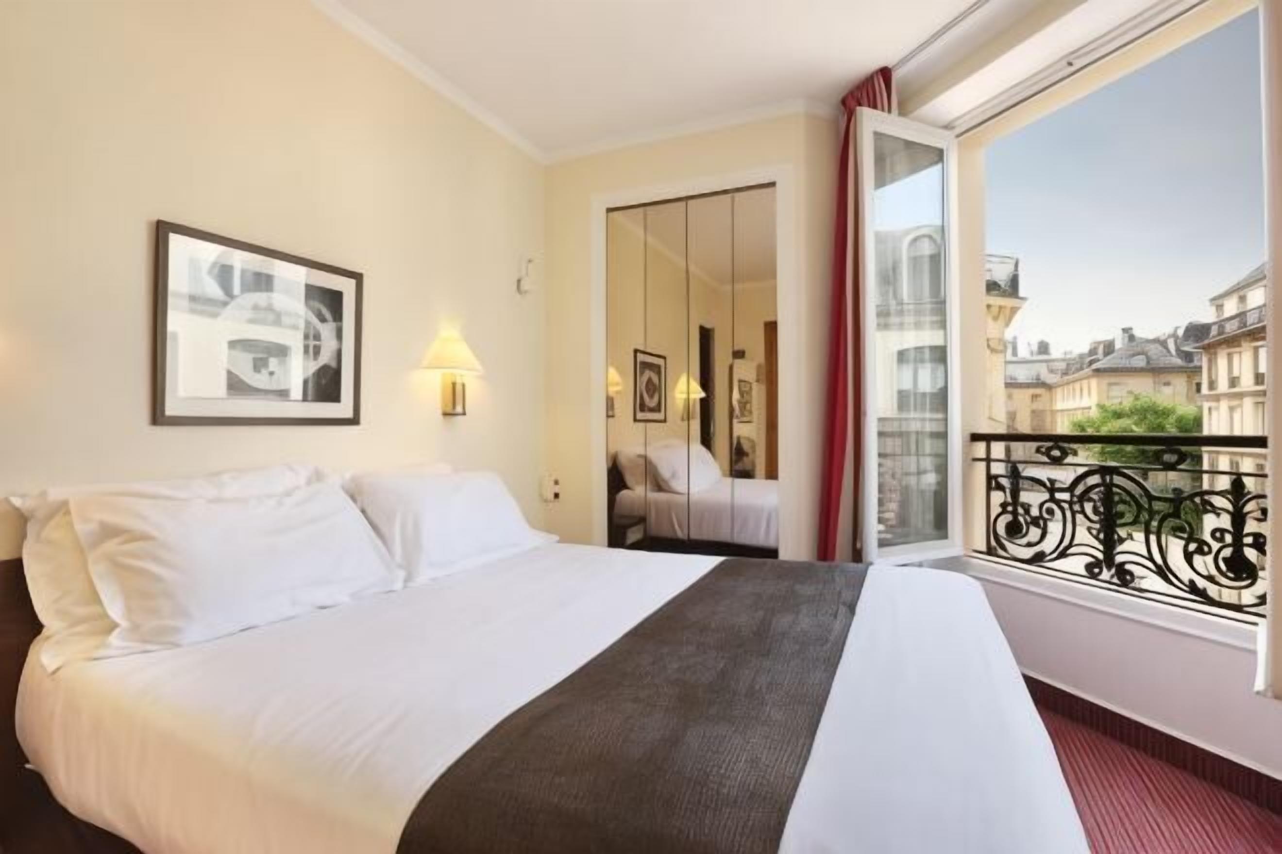 Premium bedding, laptop workspace, free WiFi, bed sheets