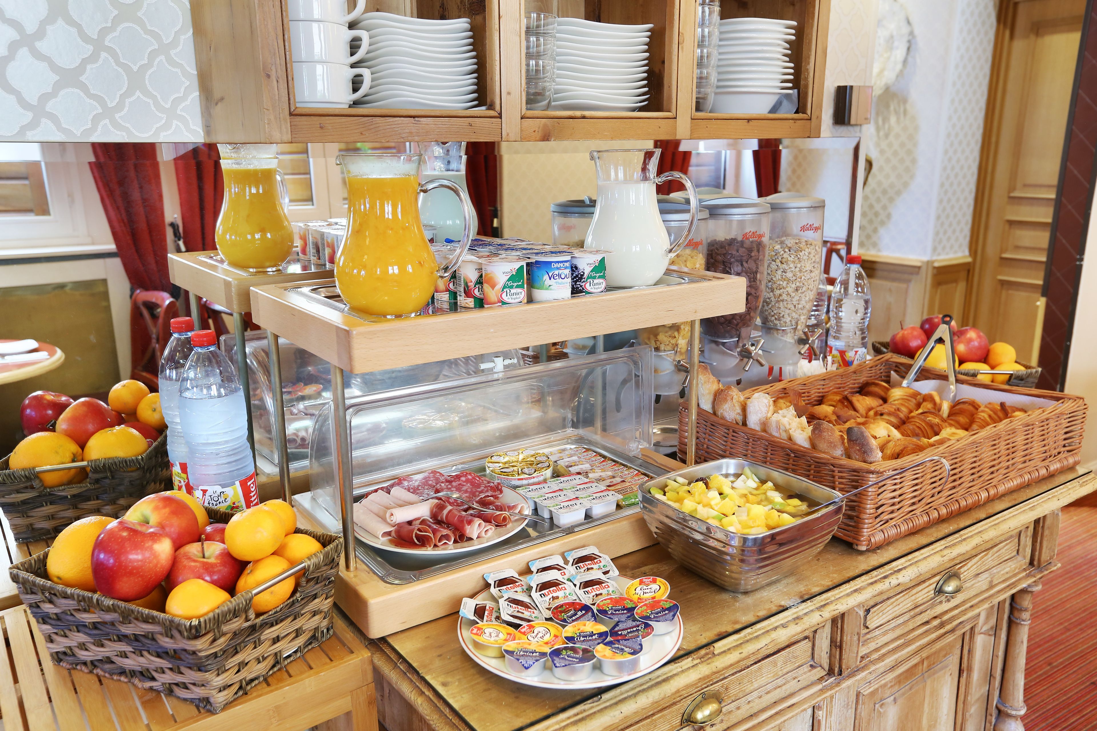 daily buffet breakfast (eur 13 per person)