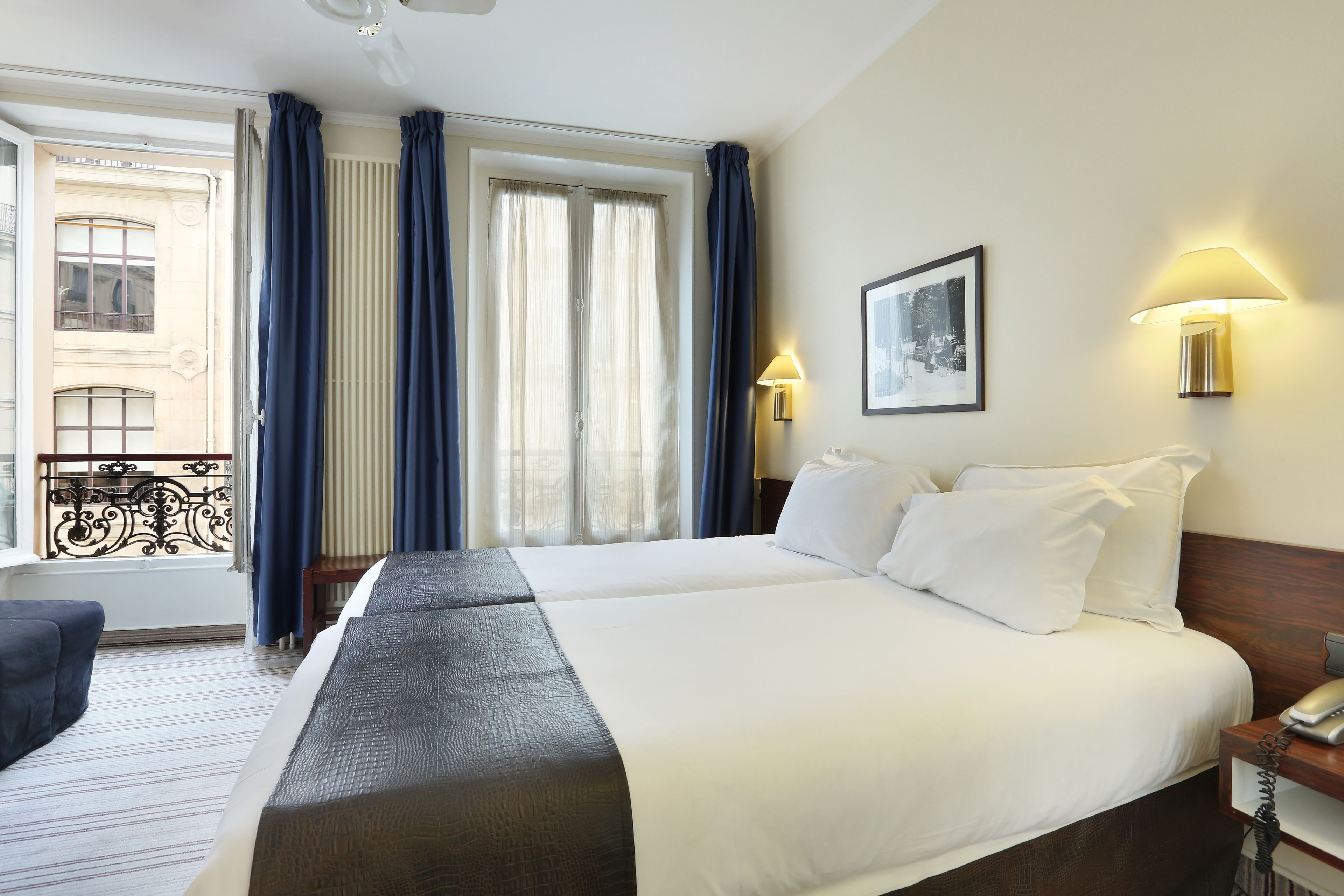 1 bedroom, premium bedding, laptop workspace, free wifi