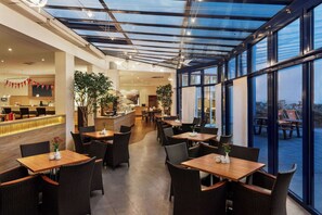 用餐