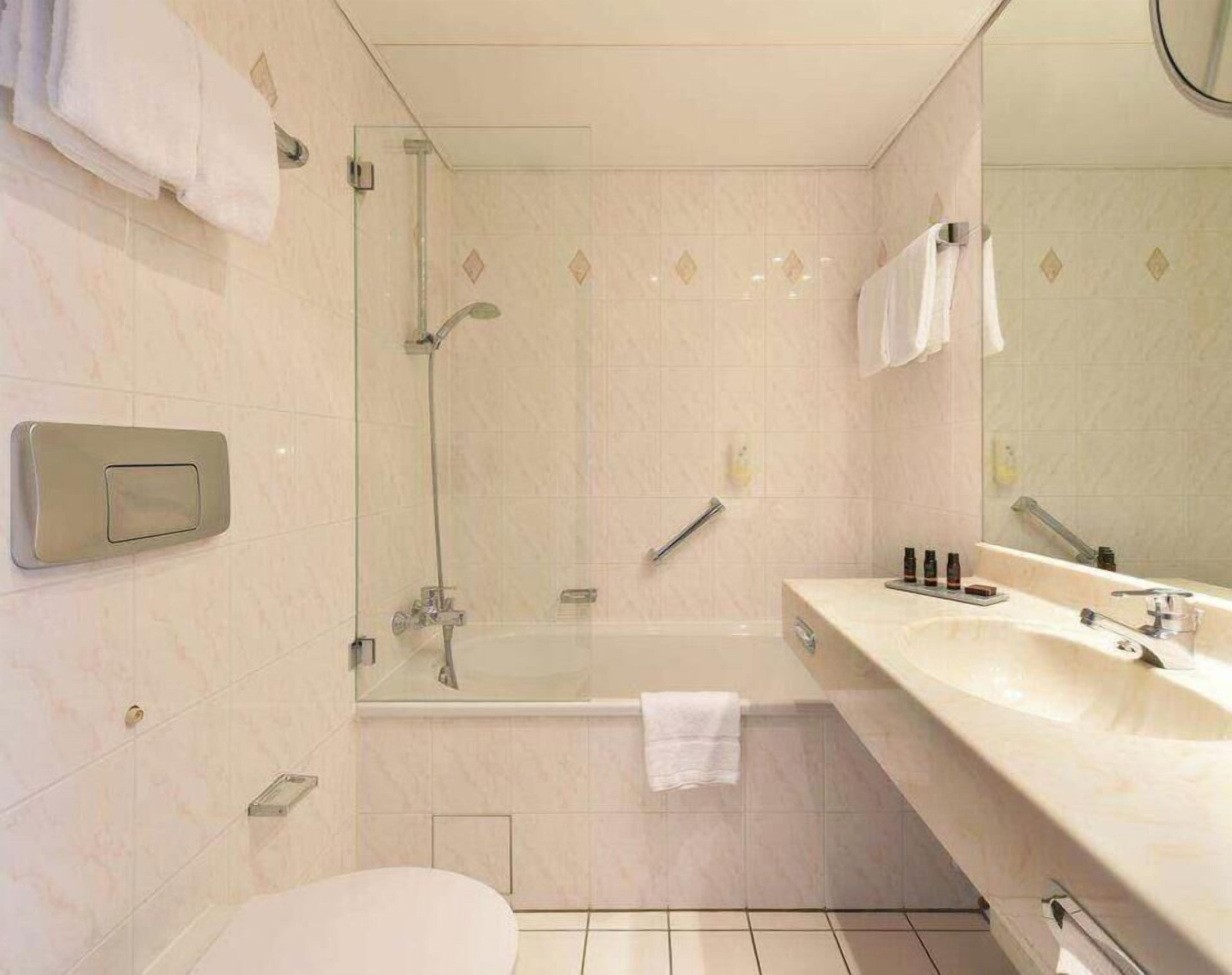 Photo - Amedia Dresden Elbpromenade, Trademark Collection by Wyndham