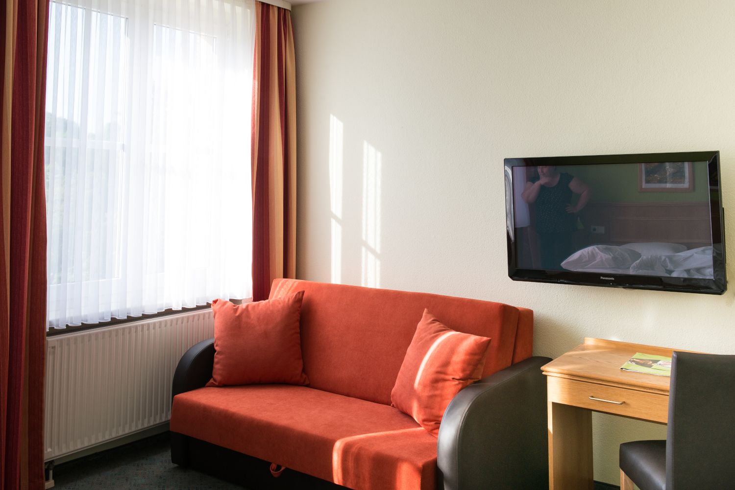 1 bedroom, hypo-allergenic bedding, in-room safe, desk