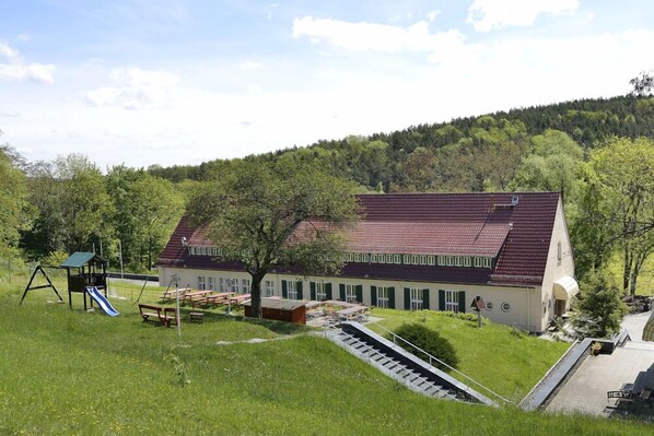 Property grounds - Land- und Golfhotel Alte Fliegerschule (Eisenach)