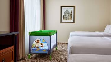 1 bedroom, premium bedding, pillowtop beds, in-room safe