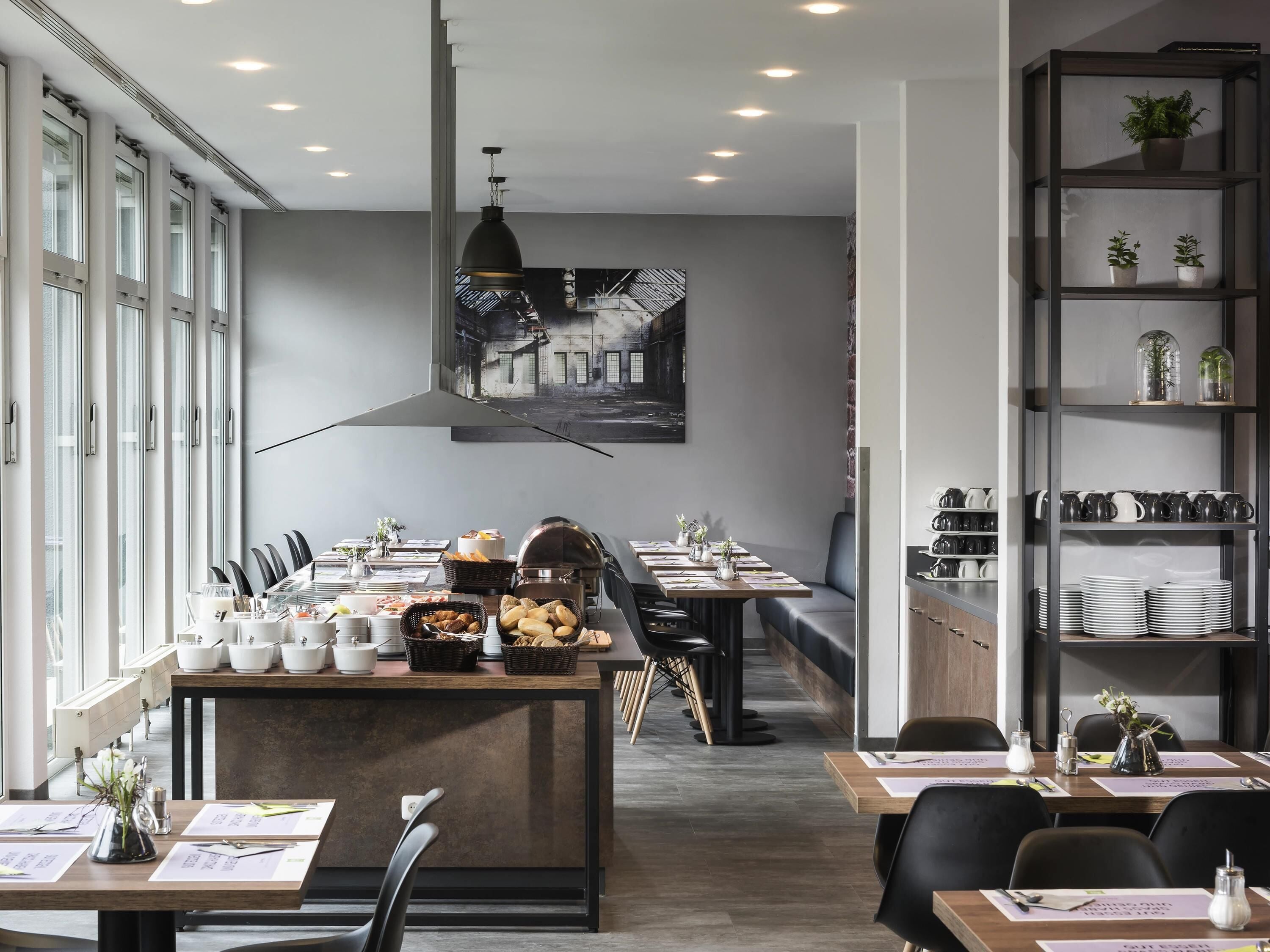 daily buffet breakfast (eur 16 per person)