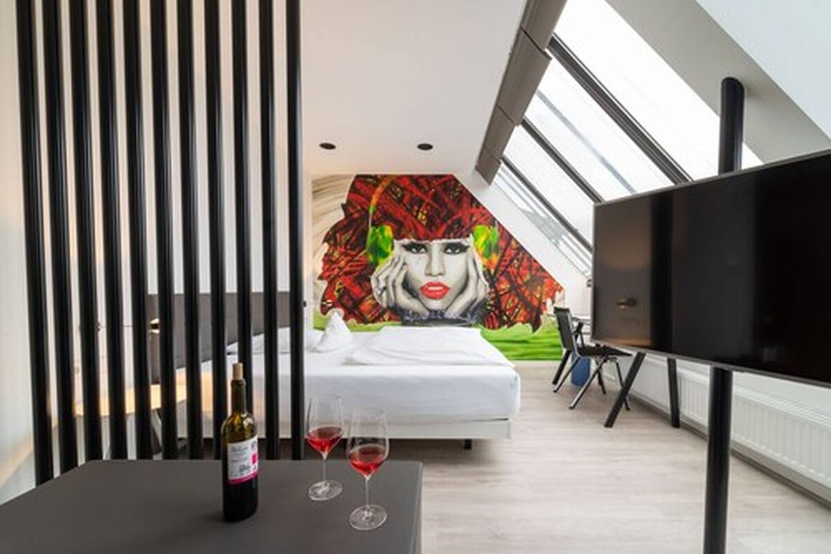 1 bedroom, hypo-allergenic bedding, in-room safe, individually decorated