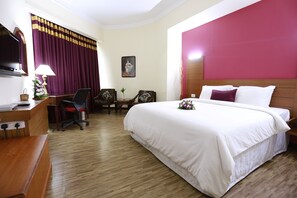 Ropa de cama de alta calidad y minibar 