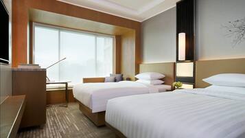In-room safe, desk, laptop workspace, iron/ironing board