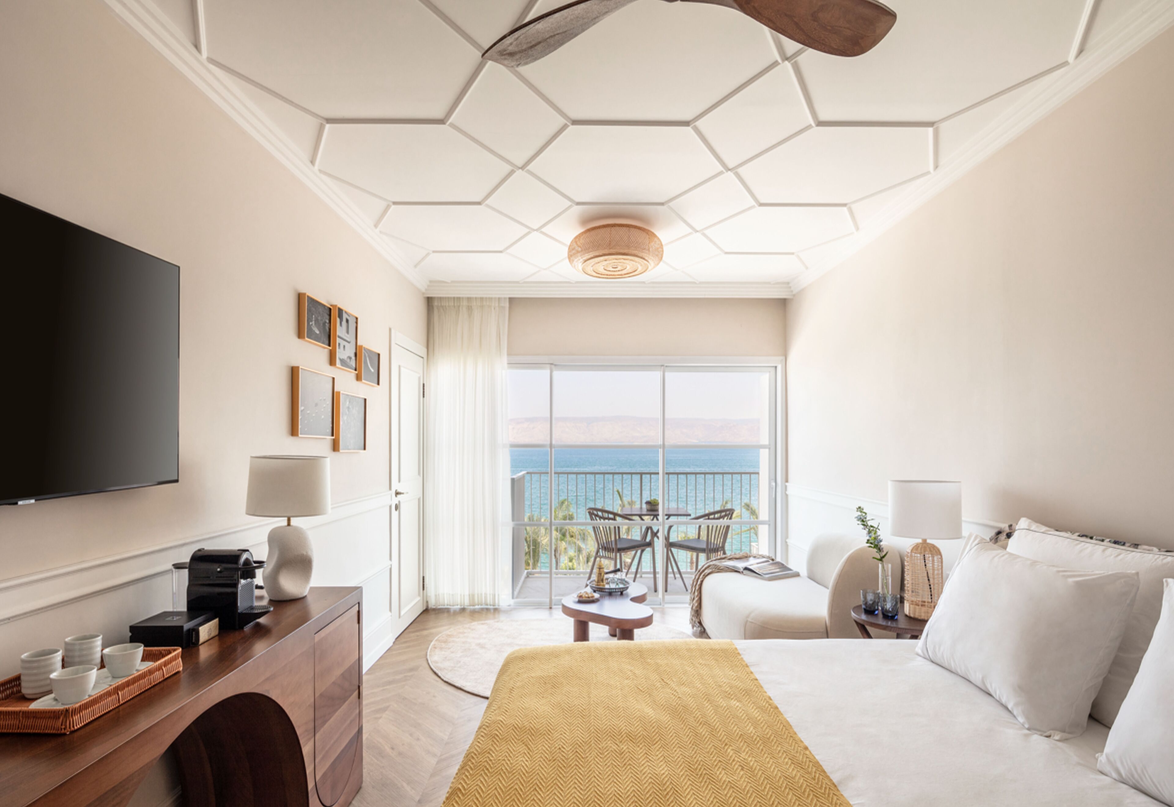 Premium bedding, minibar, in-room safe, iron/ironing board
