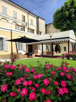 Front of property - Rechigi Park Hotel (Modena)