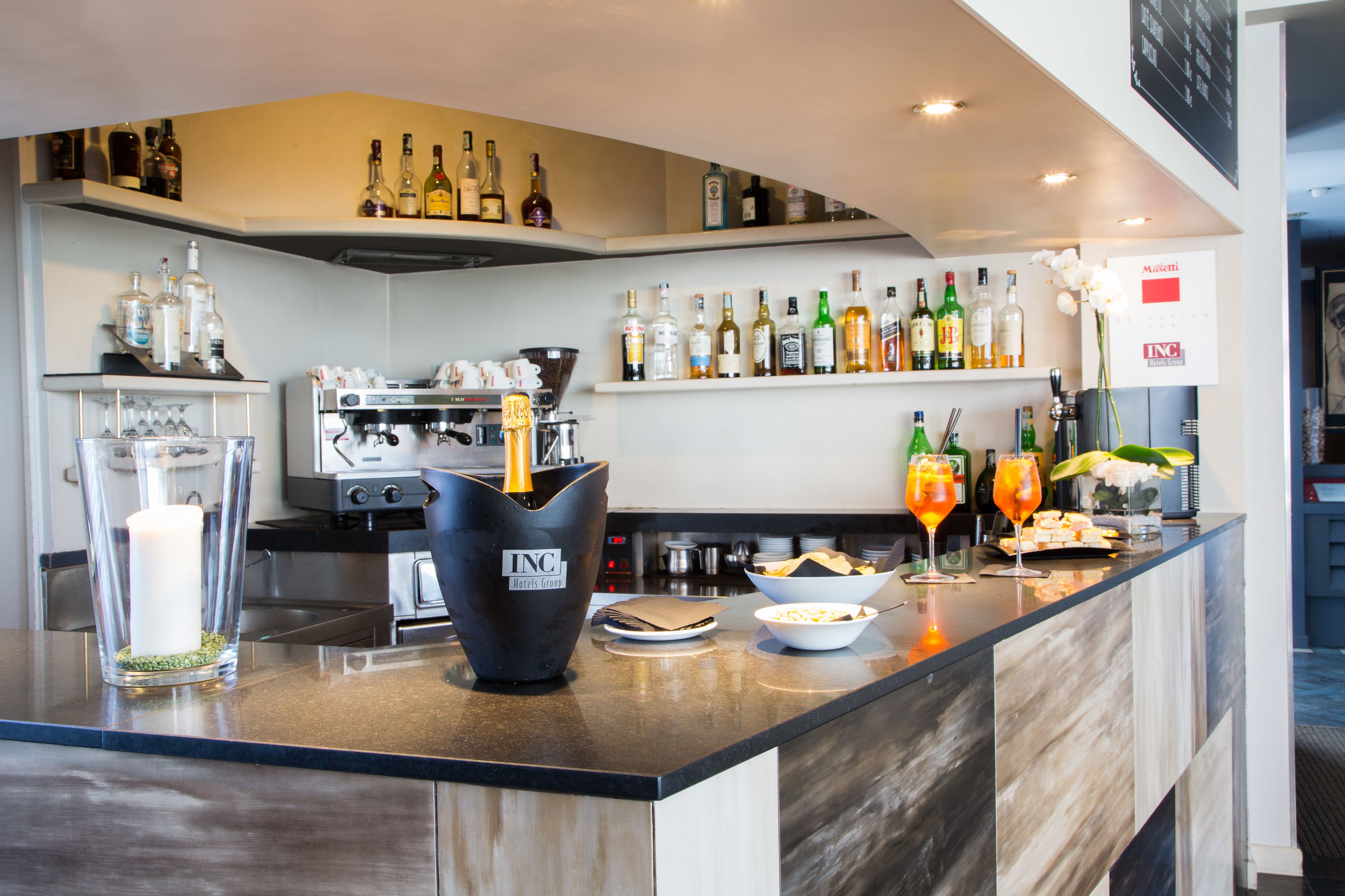 Bar (på overnatningsstedet)