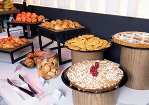 Daily buffet breakfast (EUR 10 per person)