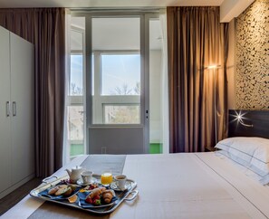 Standaard kamer, 1 kingsize bed | Roomservice - dineren