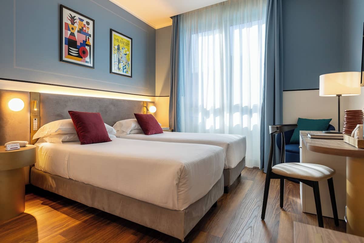 1 chambre, couette en duvet d'oie, matelas mémoire de forme, minibar