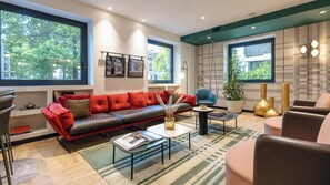 Reception - Hotel Canada (Milan)