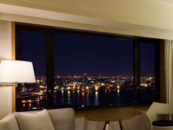 Bay Club Floor King City View, Non Smoking | View from room