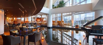 The Yokohama Bay Hotel Tokyu