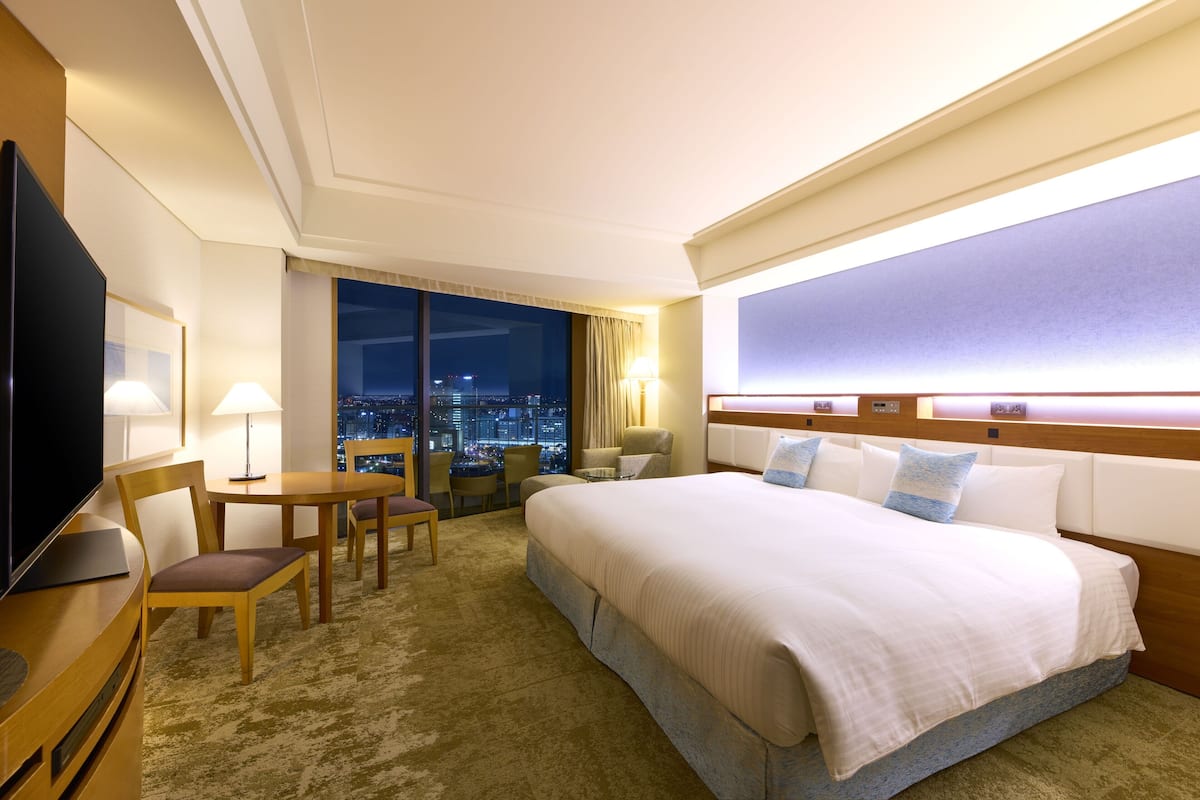 (High Floor) Yokohama Floor King Park View, Non-Smoking | Down comforters, in-room safe, desk, iron/ironing board