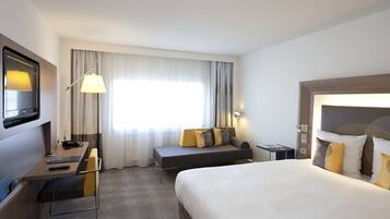 Literie hypoallergénique, minibar, coffres-forts dans les chambres