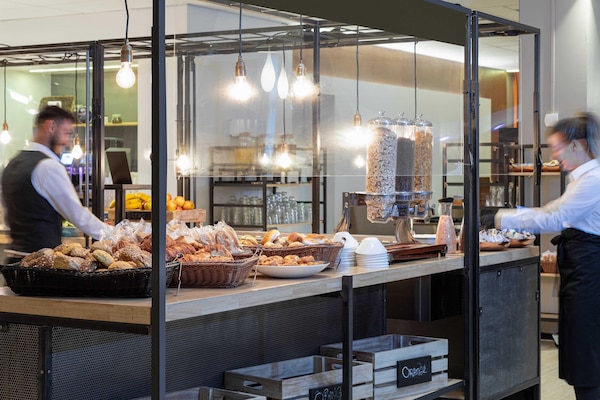 Tägliches Frühstücksbuffet gegen Gebühr