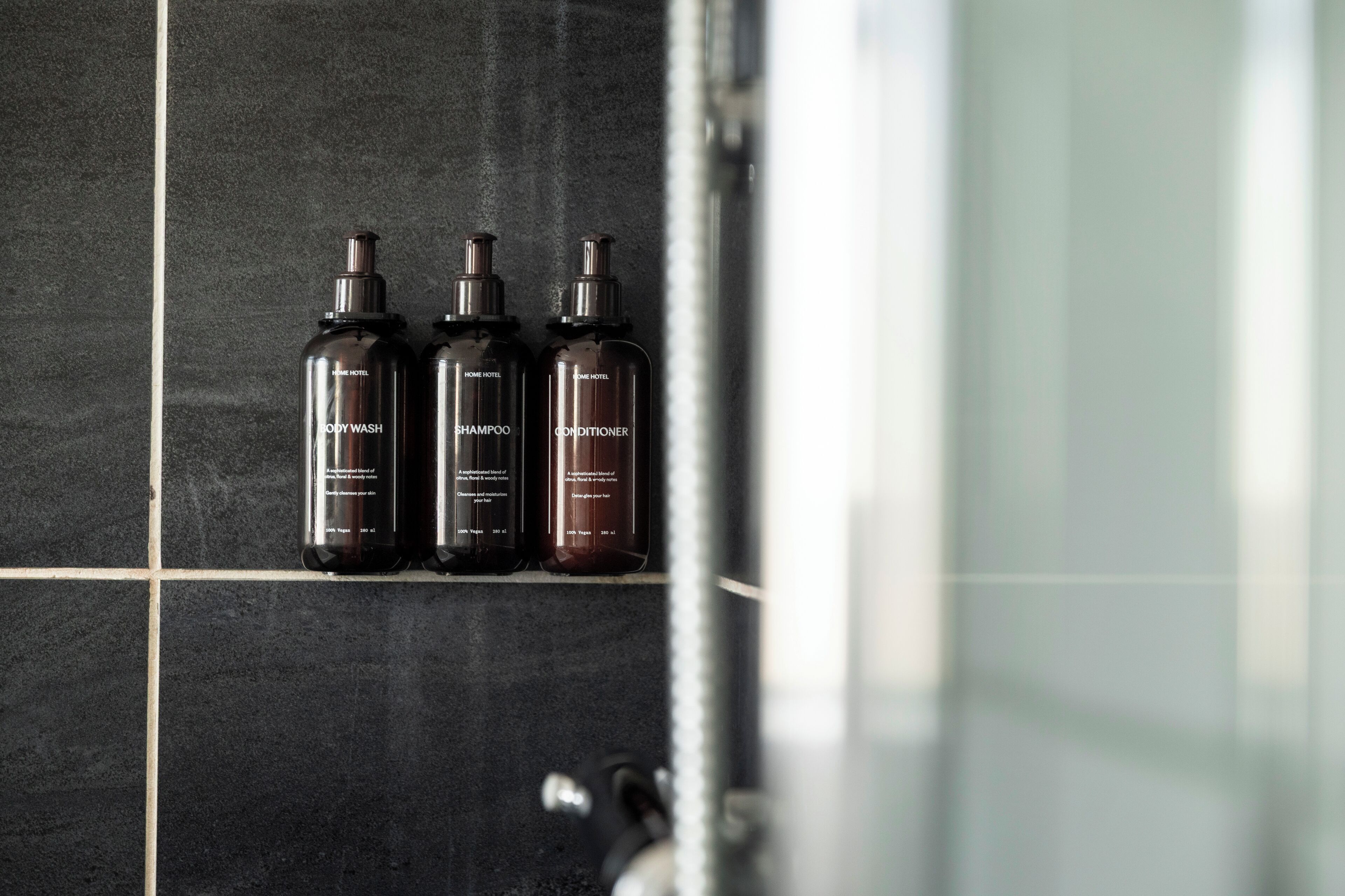 deluxe room, non smoking | bathroom | shower, hair dryer, heated floors, towels