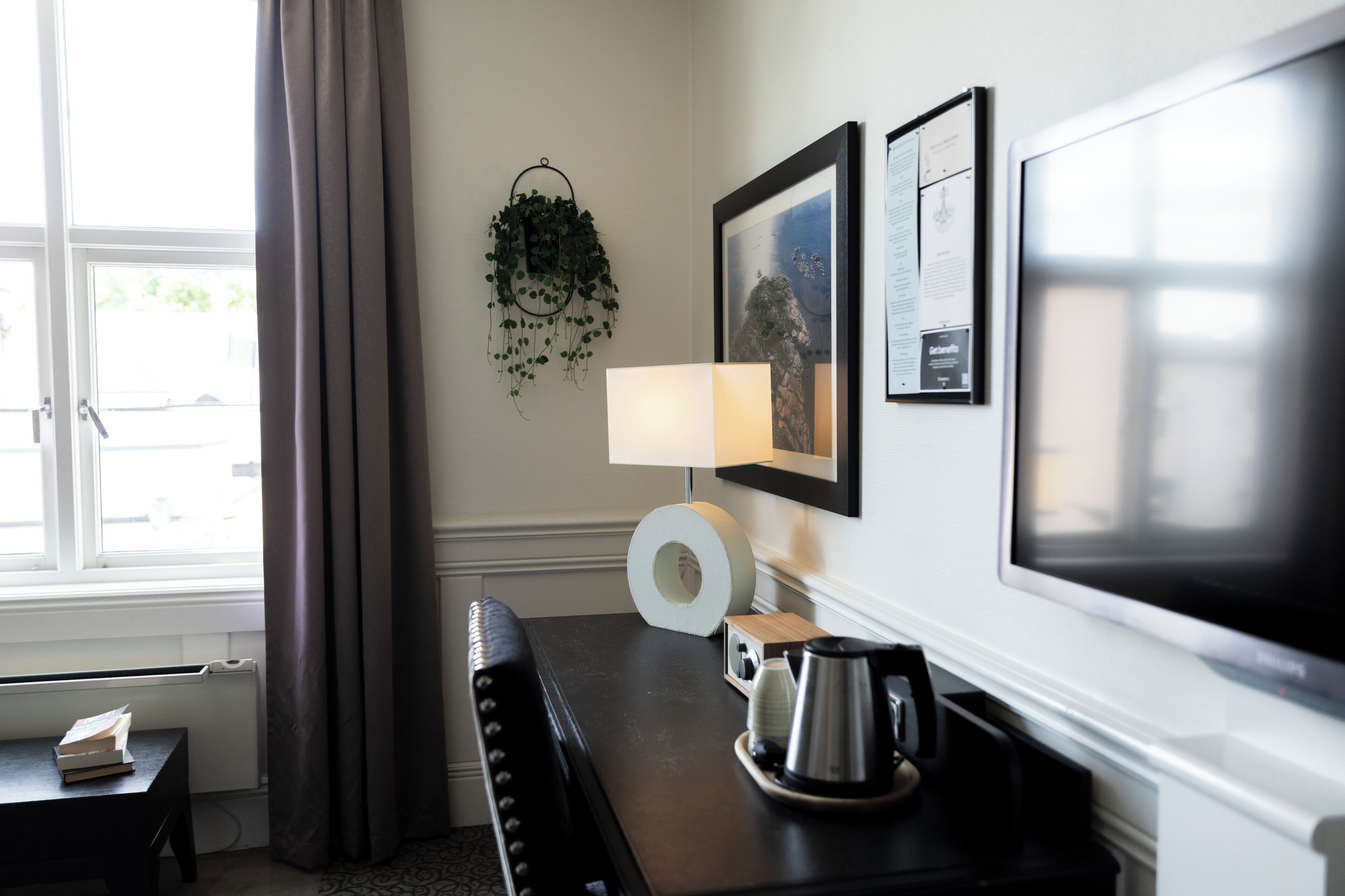 superior room, 1 double bed | premium bedding, pillow-top beds, wifi, bed sheets