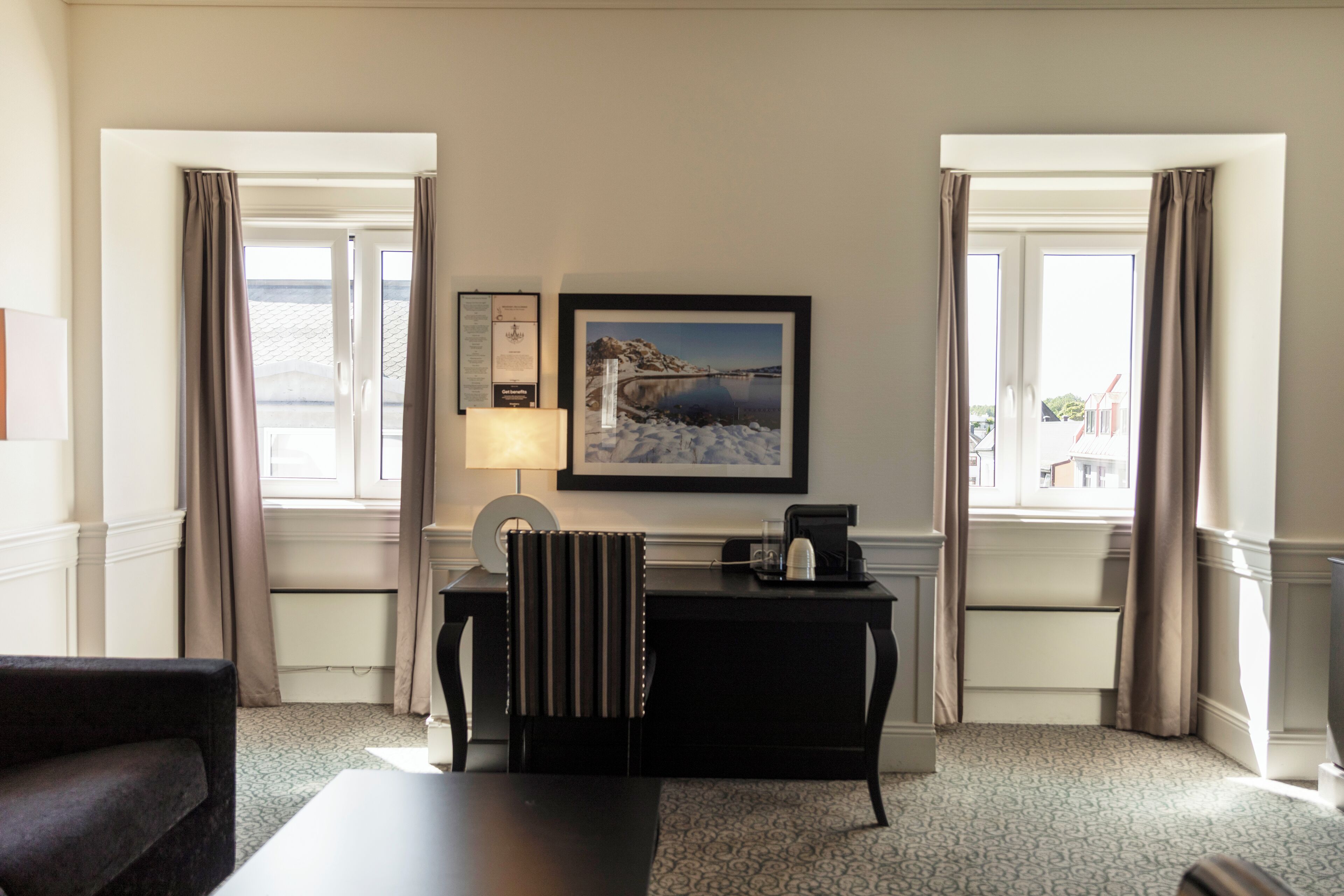 deluxe room, non smoking | premium bedding, pillow-top beds, wifi, bed sheets