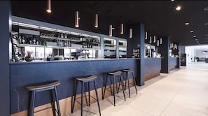 Bar (in der Unterkunft)