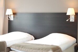 Chambre Deluxe, 1 lit double, non-fumeur | Bureau, lit de bébé (supplément), accès au Wi-Fi (inclus)