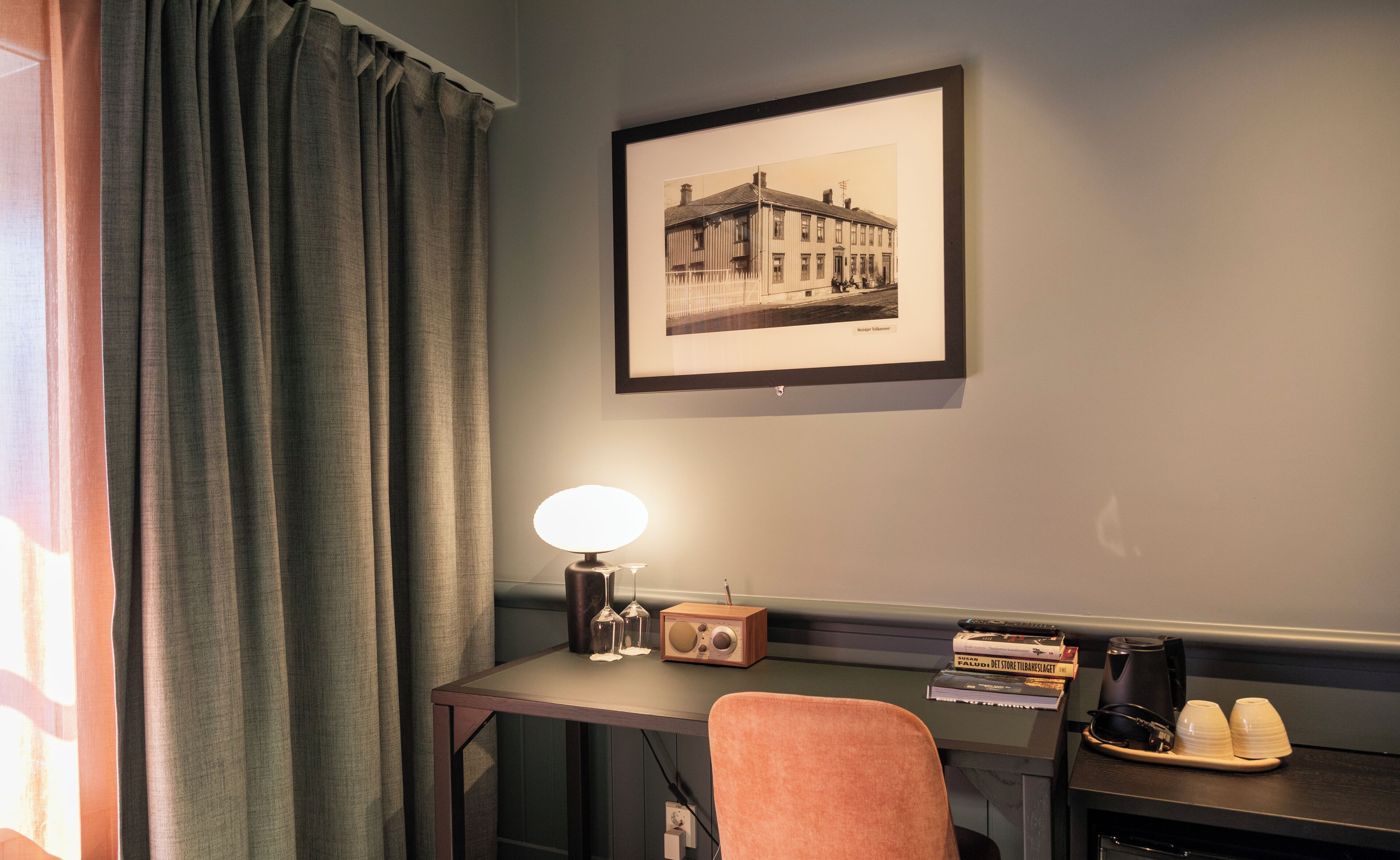 superior room, 1 double bed | in-room safe, desk, laptop workspace, iron/ironing board