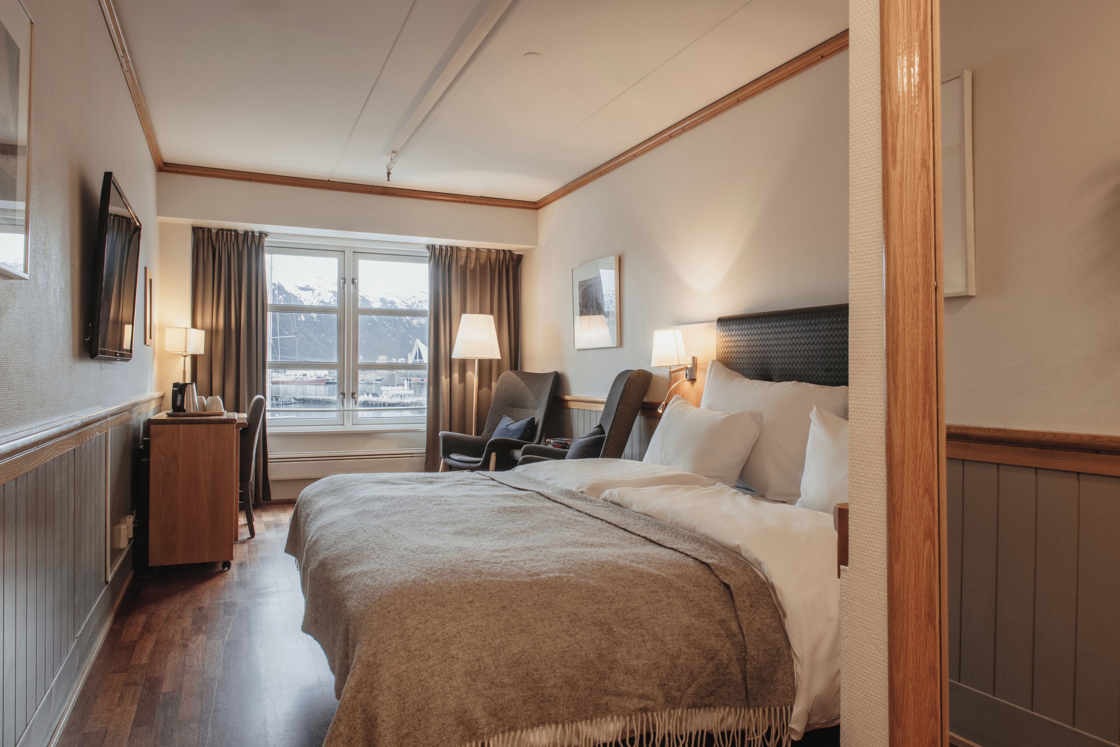 Deluxe Room, 1 Double Bed | Desk, laptop workspace, blackout curtains, free WiFi