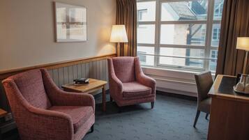 Double Room (Compact)