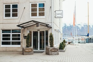 Front of property - Home Hotel With (Tromsø)