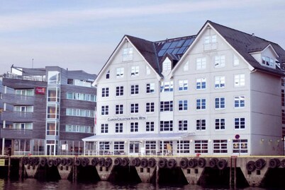 Home Hotel With