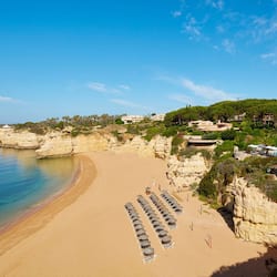 Private beach nearby, white sand
