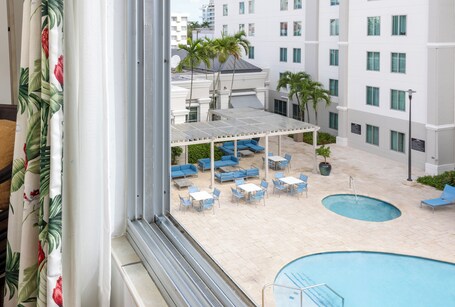 Hampton Inn Suites San Juan - Image 14
