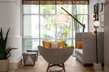 Hotel entrance and lobby at Hampton Inn & Suites San Juan